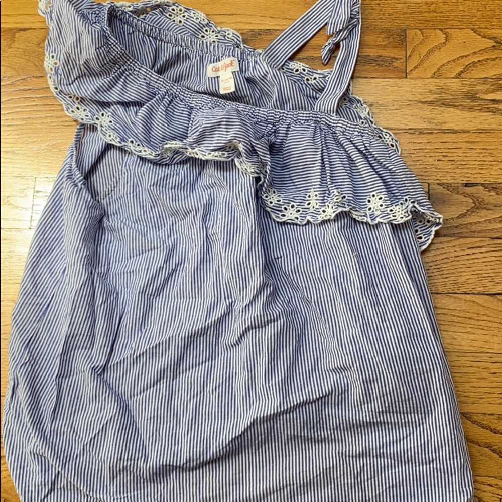 blue and white striped top